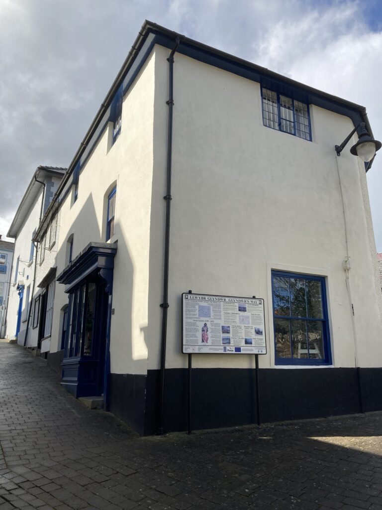 12 High Street, Knighton, after Dove Developments rebuilt the shop front and roof
